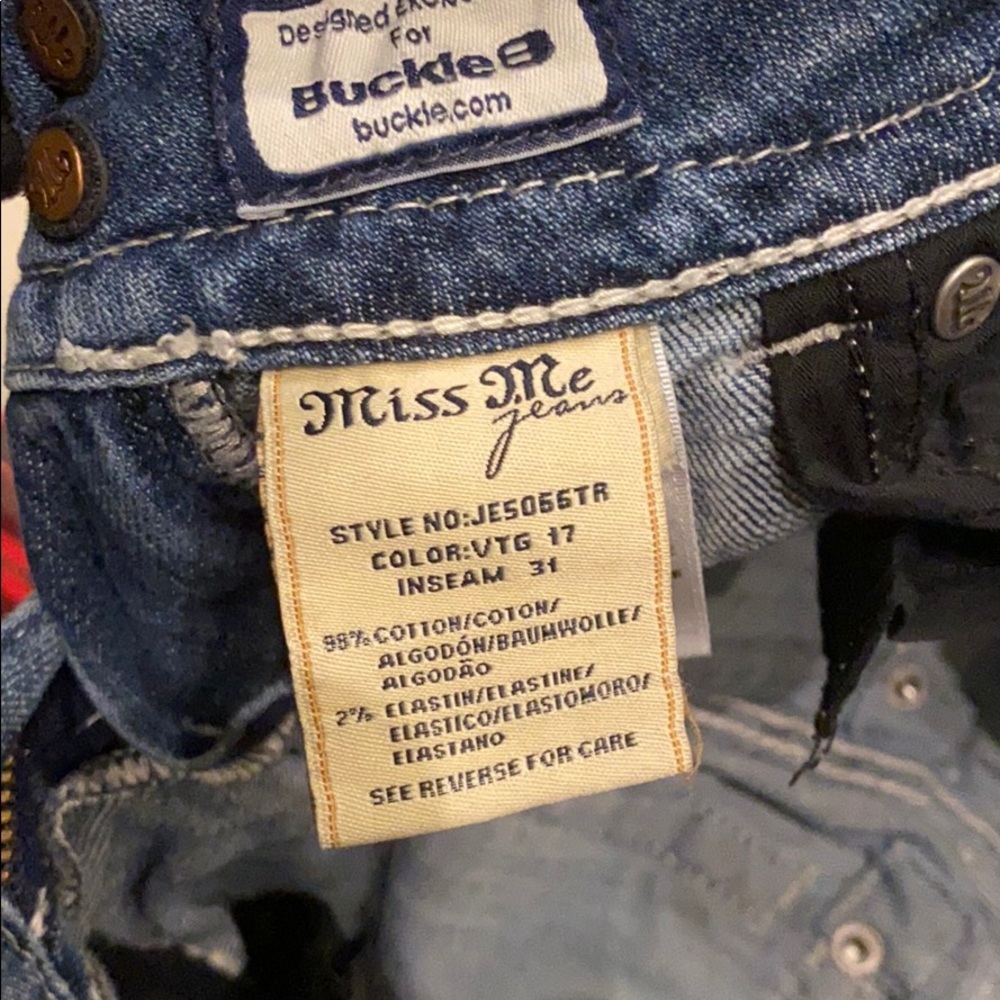 Jeans - Picture 3 of 4